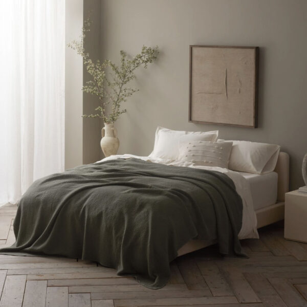 Cascade Organic Matelasse Blanket-Moss