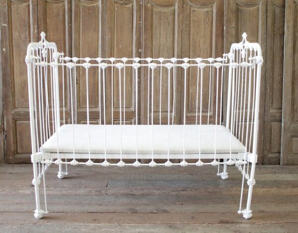 Vintage White Iron Crib Baby Bed