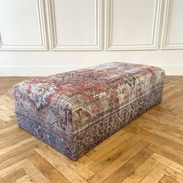 Leah Ottoman