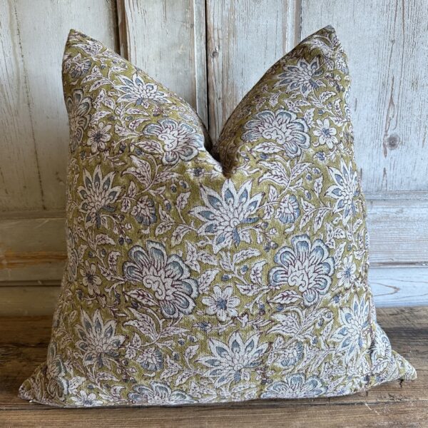 ZFS Kundan Stone Pillow