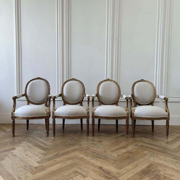 Antique Pair of Gilt Wood Open Arm Chairs Upholstered in Natural Linen –  bloomhomeinc