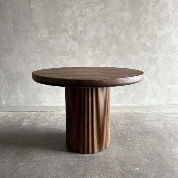Nori Dining Table in Walnut 41"