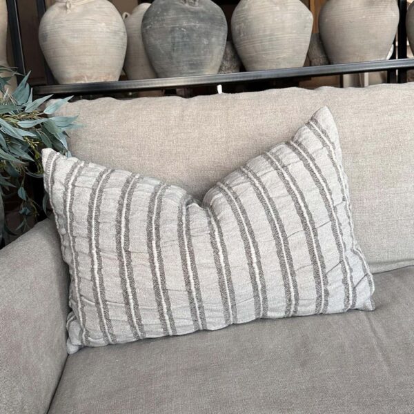 UN Low 11 Stripe Lumbar