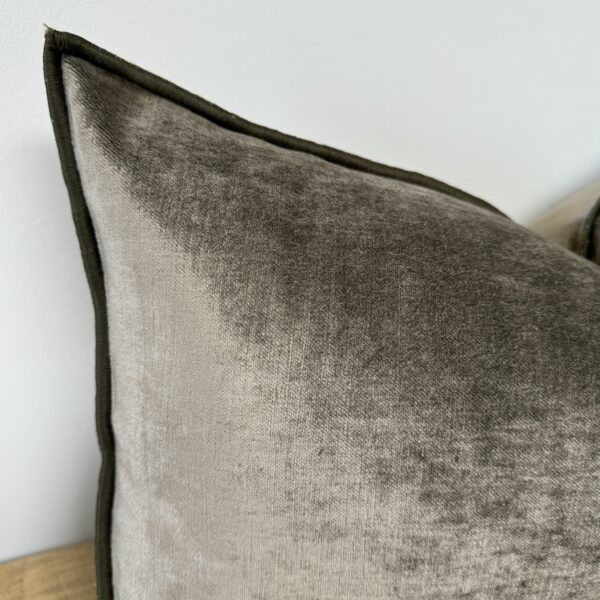 Royal Velvet Lumbar Pillow - Kaki