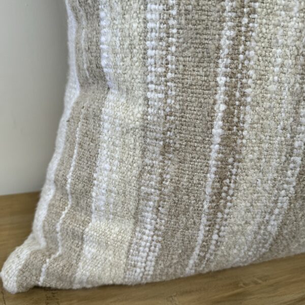 UN Nagy Pillow