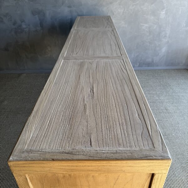 Courtnay Console 102"