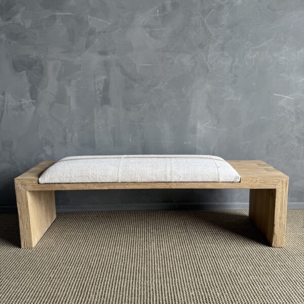Casi Bench - Vintage Rug