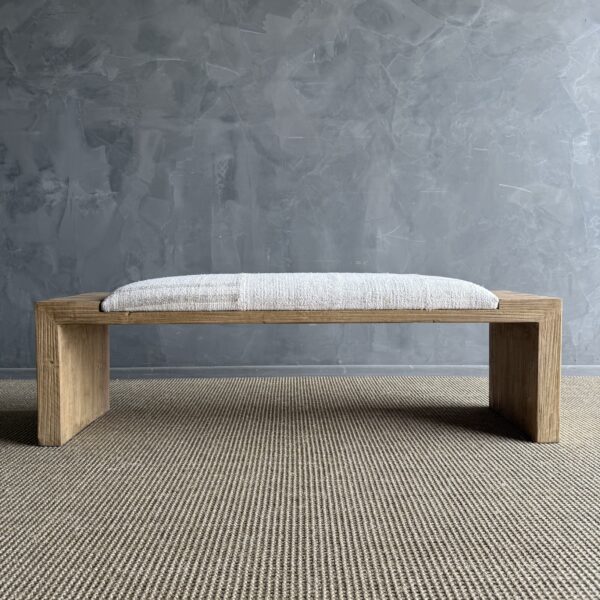 Casi Bench - Vintage Rug (centered)