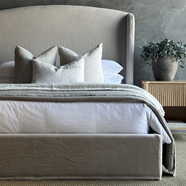 Brussels Slip Cover Bed - Hemp