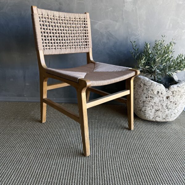 Solano Indoor / Outdoor Chair