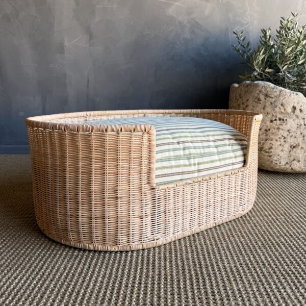 Brewster Pet Bed