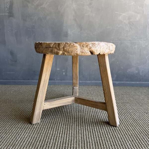 Wheel Table - B
