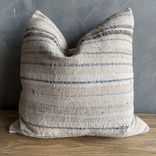 Vintage Rug Pillow #21526B