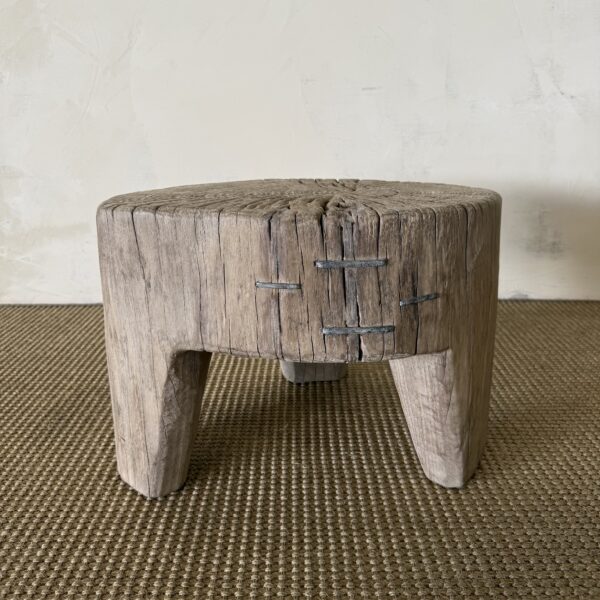 Vintage Stump Table 52926-A