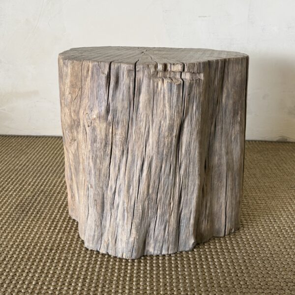 Vintage Elm Wood Stump Table 52926C