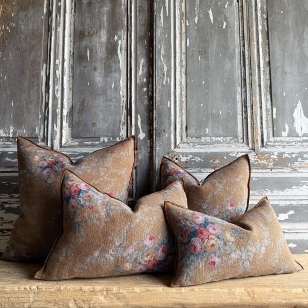 French Linen Accent  - Pompadour Havane