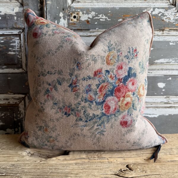 French Linen Accent - Pompadour Nude