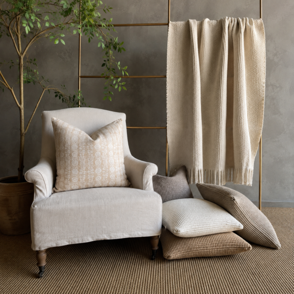 Floral Linen Pillow - Nancy