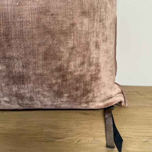 Royal Velvet Lumbar Pillow - Culvre