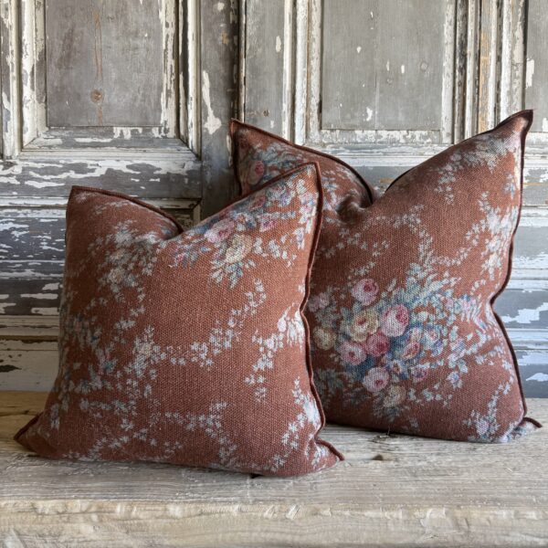 French Linen Accent - Pompadour Argile