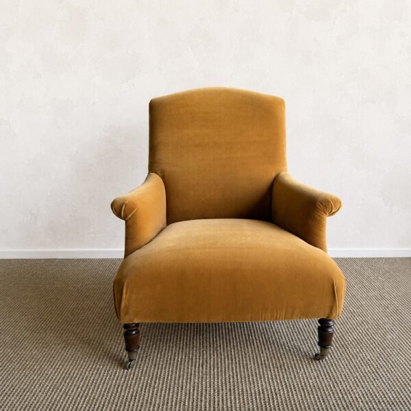 Alma Chair - Mohair Havane
