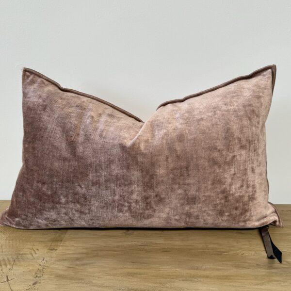 Royal Velvet Lumbar Pillow - Culvre