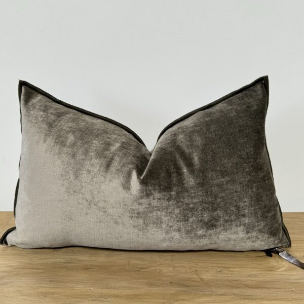 Royal Velvet Lumbar Pillow - Kaki