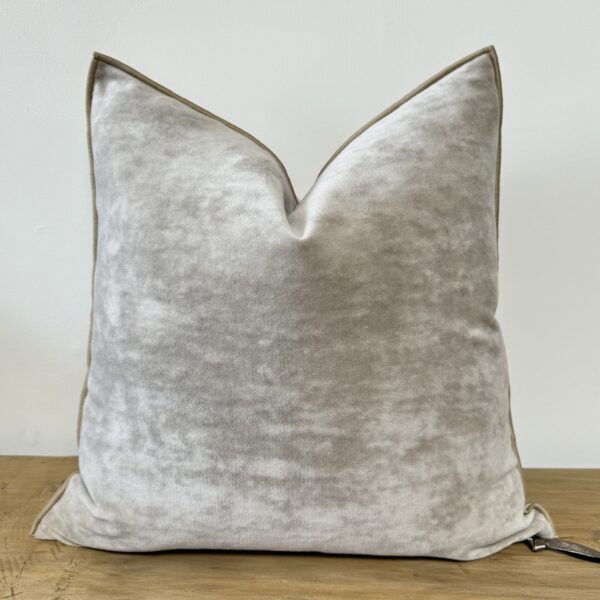 Vintage Velvet Accent Pillow - Ciment
