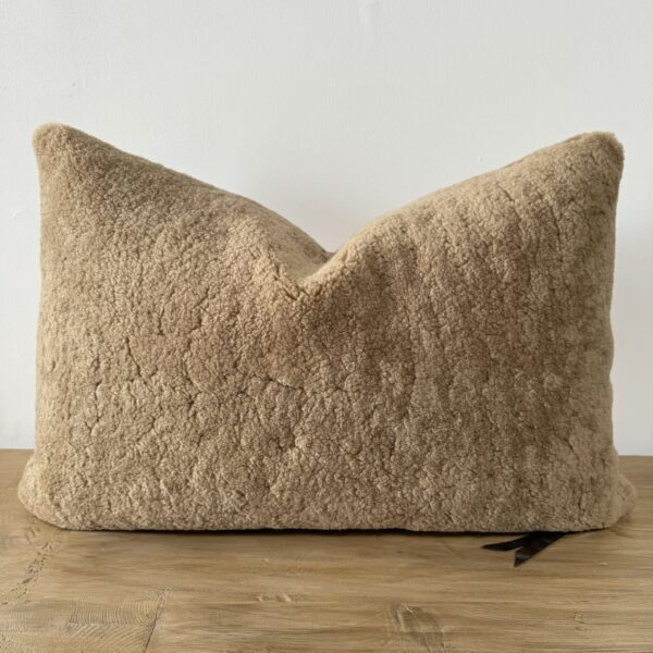Wool Sheep Lumbar Cappuccino
