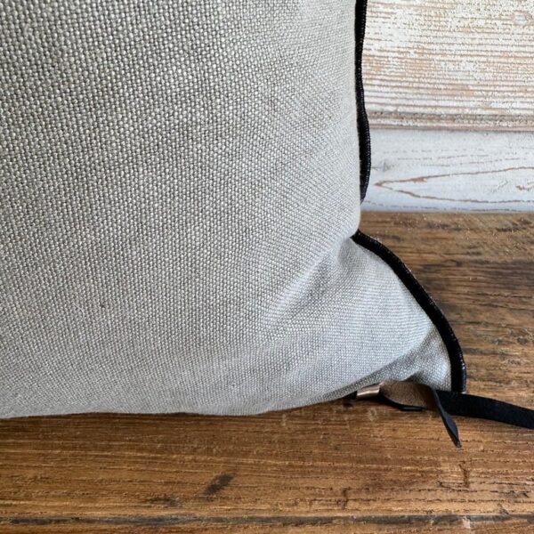 Stone Wash French Linen Accent Pillow – Camo
