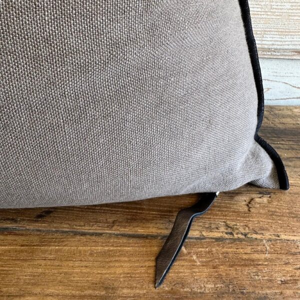 Stone Wash French Linen Accent Pillow-Ecorce