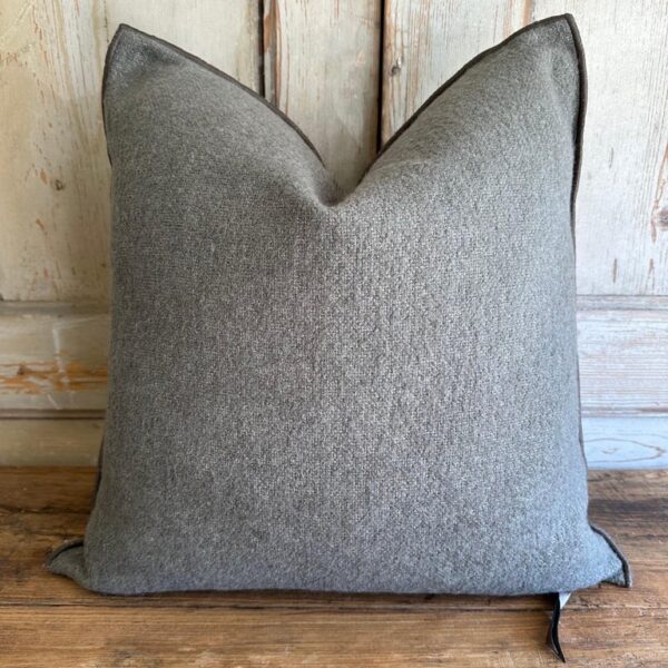 Bouclette French Wool Accent Pillow- Ecorce
